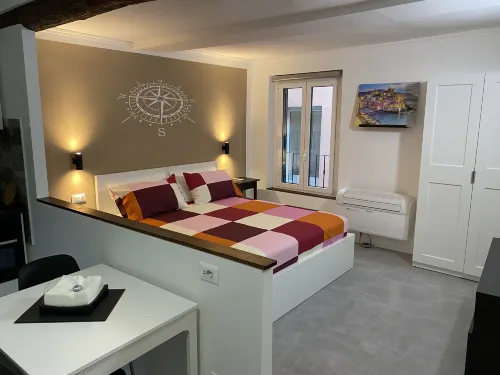 Casa dei Fregoso | Cozy Studio in Genoa's Old Town, 5 minutes from Acquarium - พร้อมWifi