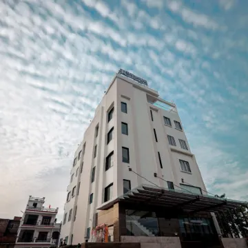 The Royal Legacy Hotels near Singapore Mall