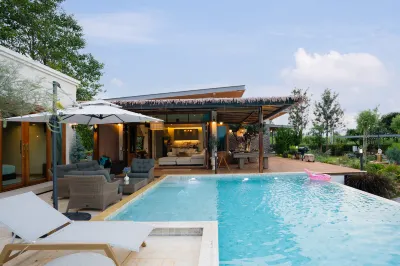 Olive Hill Pool Villa Khaoyai Hotels in Khlong Muang