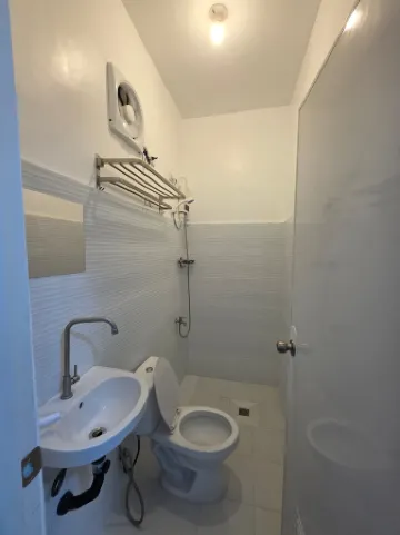 Room 209 Studiotype apt in hensonville near SM/clark