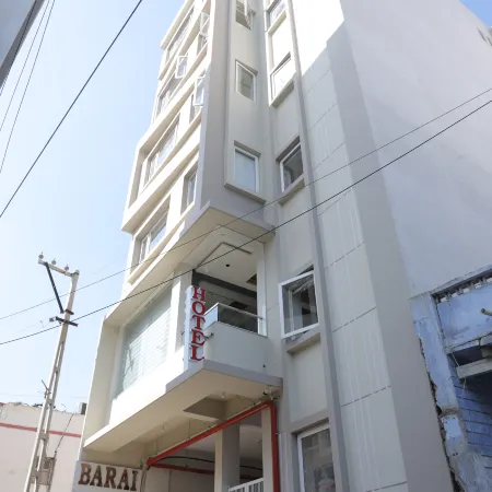 Hotel Barai Palace