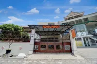 OYO 94899 Homestay Syariah Near UPN