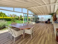 Villa Limon - Seaview Luxury Villa のホテル