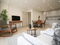 Charming 2BR Home in a Popular Urban Quarter Hotels in Butetown