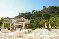 Grand Miramor Hotel