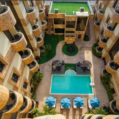 Lanai Hotel Hoteles cerca de Recinto para eventos Massaya Hall