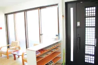 916 Tabi no Fuji – A Bright and Relaxing Retreat with Views of Mt. Fuji - parkir