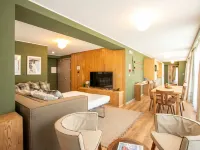 Le Mallet, Courmayeur, Alpine Homesuite Hotels near Chiecco