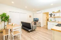 Chic Historic Route 66 Home - Ideal for Relaxation