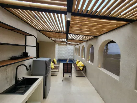 Epicentrum Pondok Halimun Resort And Resto,Agrowisata Pondok Halimun Отели в г. Sukalarang