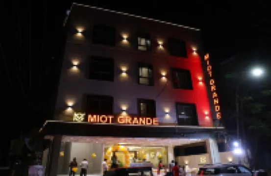 เมานต์ แกรนด์ โรงแรมใกล้ดีแอลเอฟ ไอทีพาร์ค