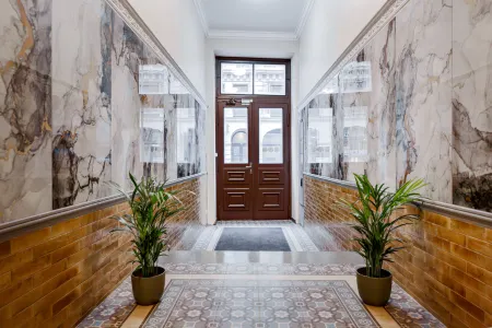 RIGAAPARTMENT ELIZABETES 22 Self-Service Aparthotel Отели рядом с достопримечательностью «Brīvības Piemineklis»