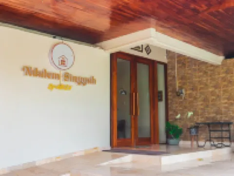 Ndalem Singgah Malioboro Hotels in Danurejan