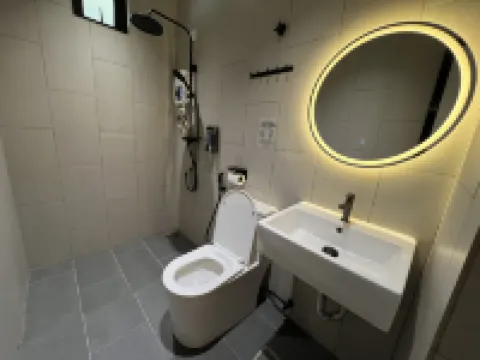 7 minutes driving to TC Beach @ 123 Guest House