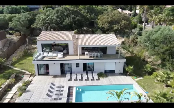 Villa la Madrague - Sea View - 2 mn from the beach