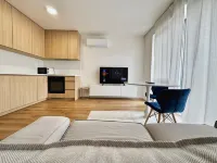 Calm & Modern Flat + Free Parking