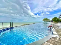Silverscape Residence Sea View Melaka by Stayrene - สระว่ายน้ำบนดาดฟ้า