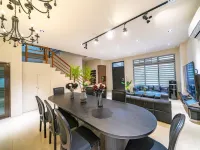 Meet Jiaoxi Hotels near Agrioz