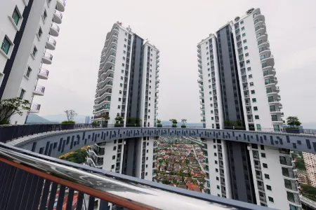 Datum Jelatek Residence by FEEL HOME