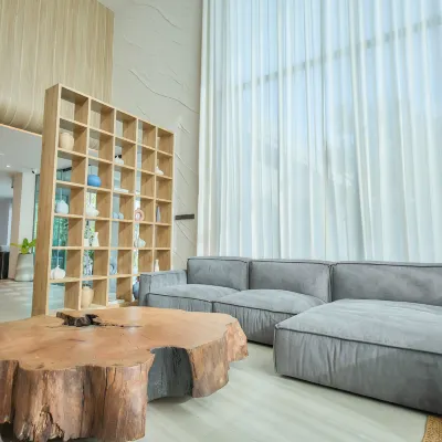 優尼亞烏汶酒店 鄰近Ubon Ratchathani Rajabhat University的酒店