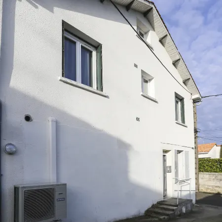 2BR 500sq Comic Spirit comfy feel like home