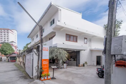 Nap & Nomad Hostel Tha Phae Gate - Hostels