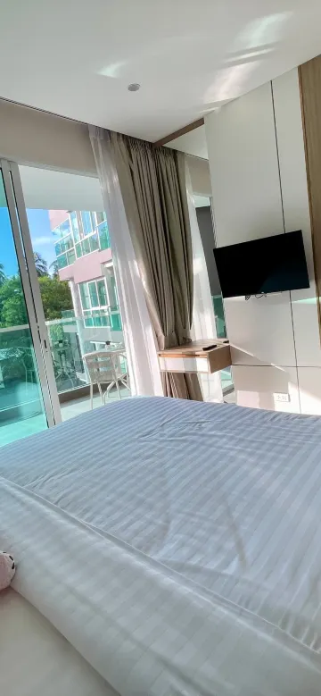 คอนโดทันสมัย 2 ห้องนอน | วิวภูเขา | ใกล้เซ็นทรัลภูเก็ต | สระว่ายน้ำและฟิตเนส