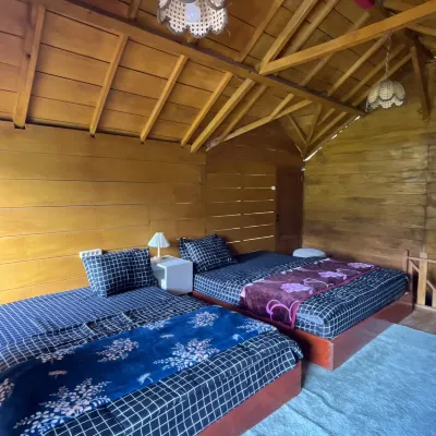 Quen'z Cabin Hotels near Gapura Bts. Wonosobo - Banjarnegara Dieng Plateau