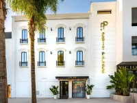 PETIT PALACE SUITES HOTEL Hotels near Charaf