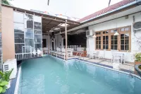 Hotel Tobana Pejaten House By ARBA - Pools