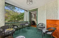 Vancouver Shaughnessy Peaceful Stay with Private Bathroom at a Classic Home - Villas