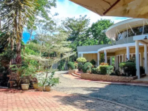 RedDoorz @ Alejandros Suites & Venue Hoteles en Bukidnon