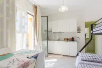 5 Bnb delle Nazioni with parking,9min Airport Sea