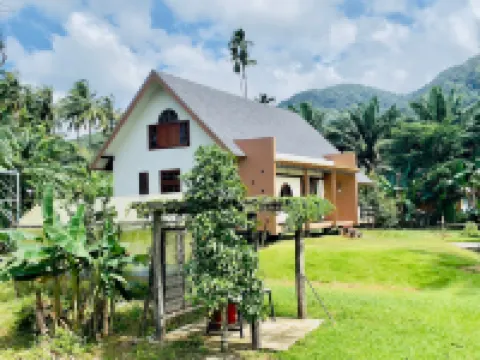 พีชอินระนอง โรงแรมในอำเภอ กะเปอร์