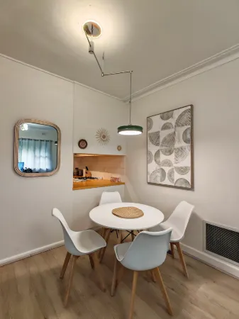 Humble Abode near Station, Costco, Eastland Отели рядом с достопримечательностью «оз. Рингвуд»