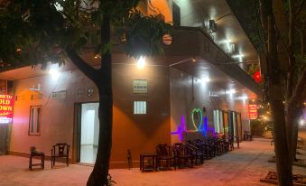 Hoa Lu Old Town House