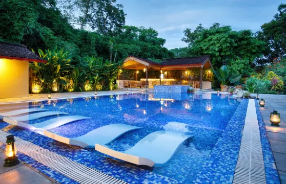 綠色大廈的叢林度假村