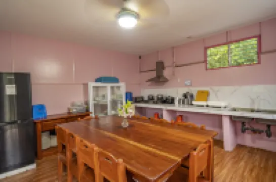 Ana-as Apartelle (GGL)