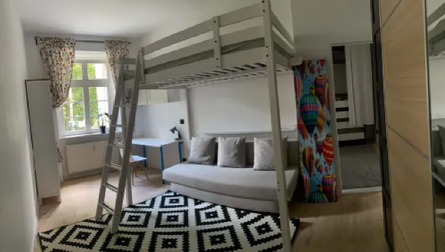 Classic Berlin Apartment Near The Wuhlheide Park