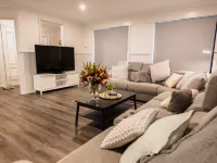The Olive Leaf Retreat Hotel di Devonport