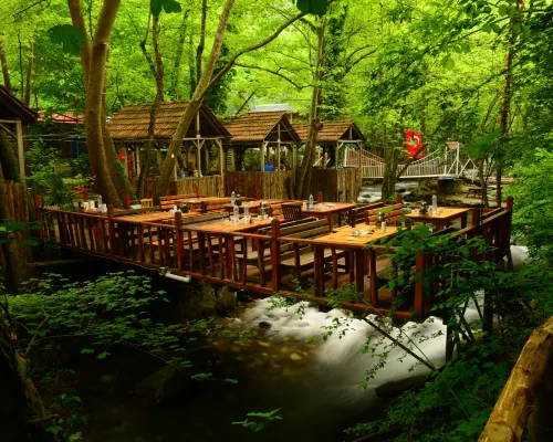 Karaaslan Kamping Hotels in Basiskele