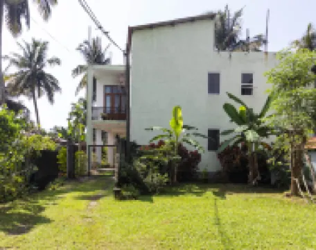 Elegant Escape Galle