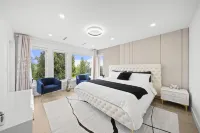 LUXURY RESIDENCE
