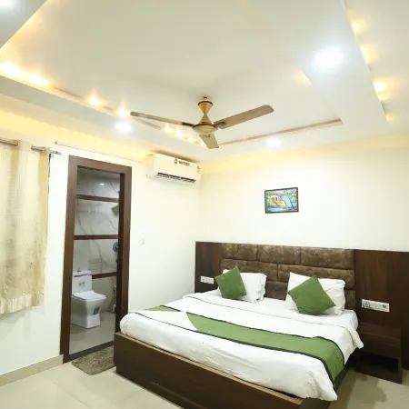 Vishal Palace Hotel