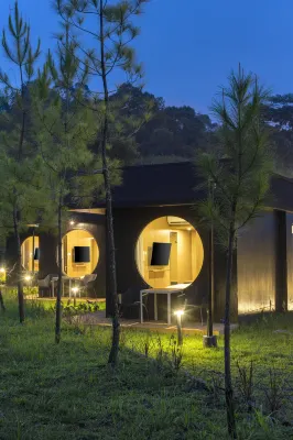 Cabin @ ARTOTEL Pelangi Park - 조식 운영