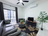 Kajang Mutiara 4BR Family Suite - parking