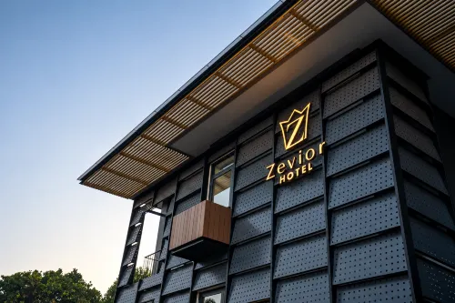 Zevior Hotel - 3つ星