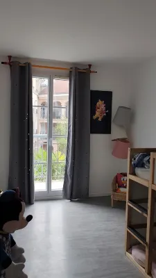 Chez Lili Disneyland & outlet/ free parking/balcon - ที่มีที่จอดรถ