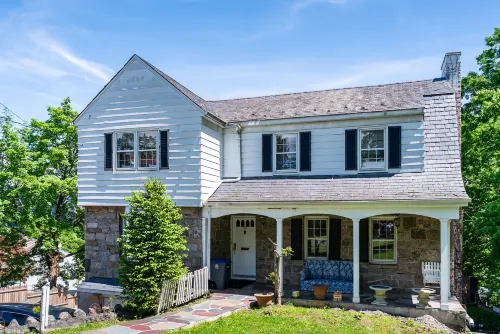 Cozy Homeva Battle Hill WP Hotels in White Plains