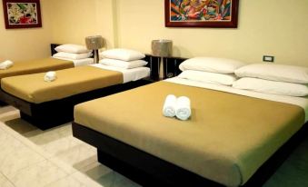 Royale House Hotel Davao powered by Cocotel